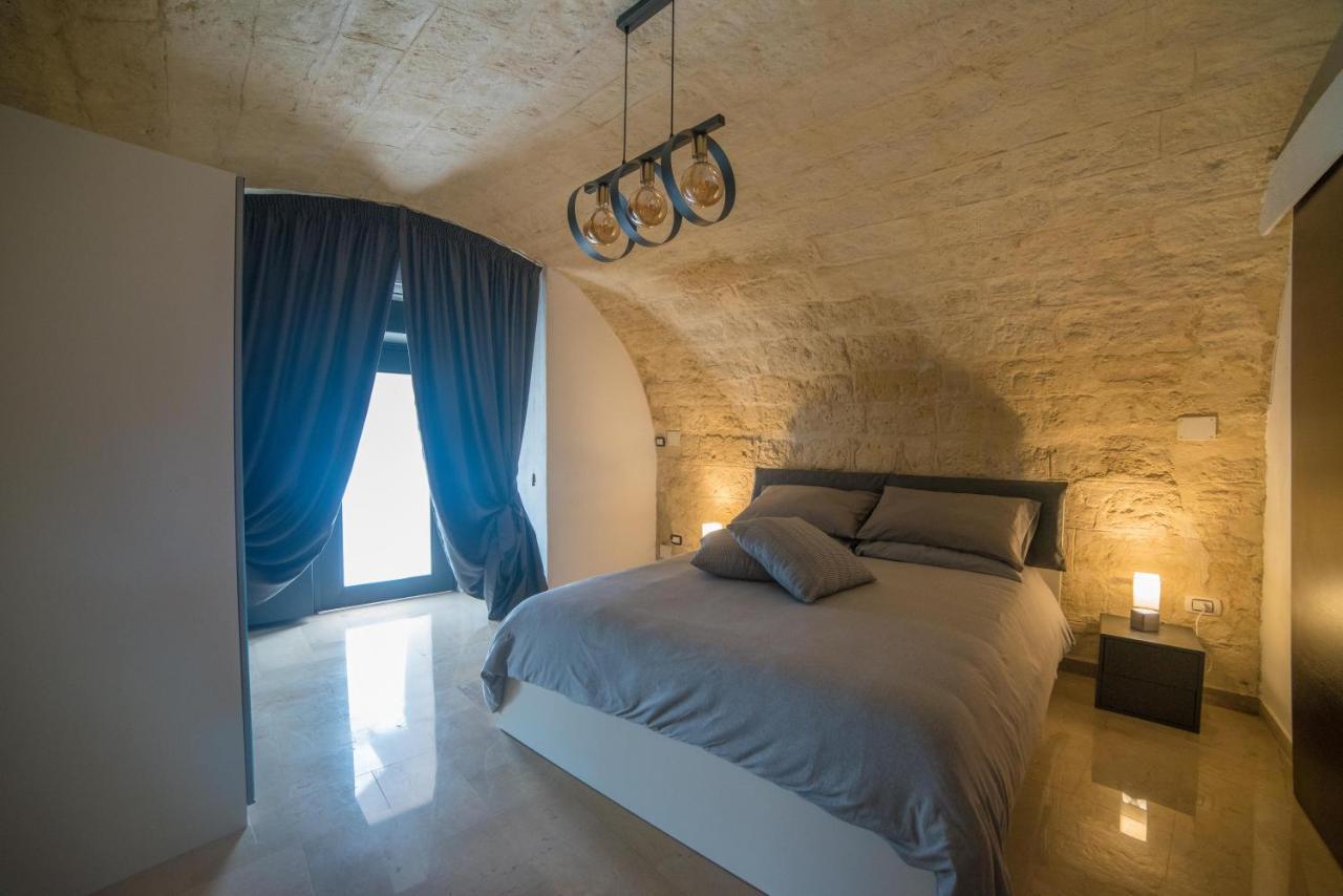 A Due Passi Dal Mare Hotel Трани Екстериор снимка